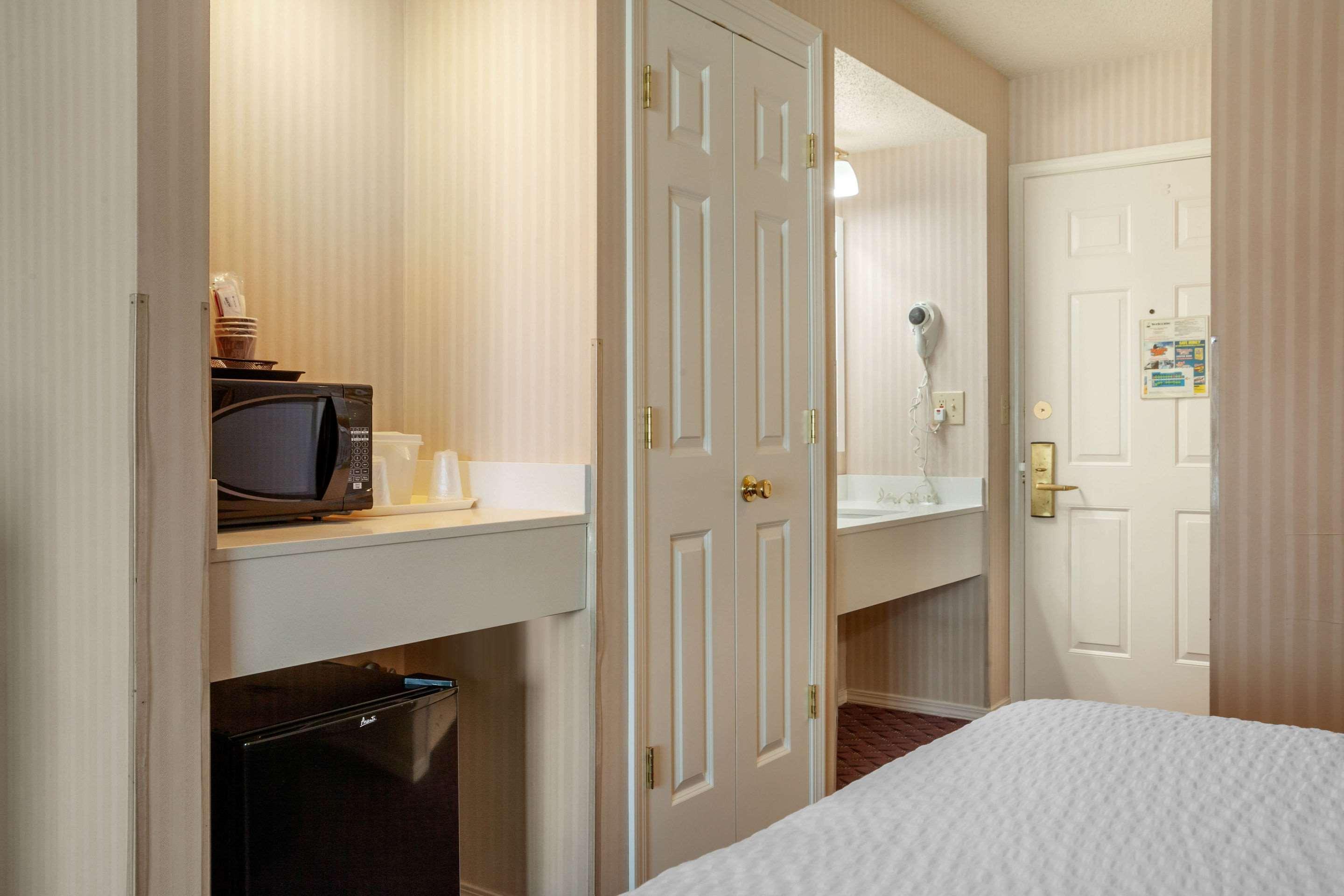 The Wisconsin Hotel & Conference Center Lake Delton Extérieur photo