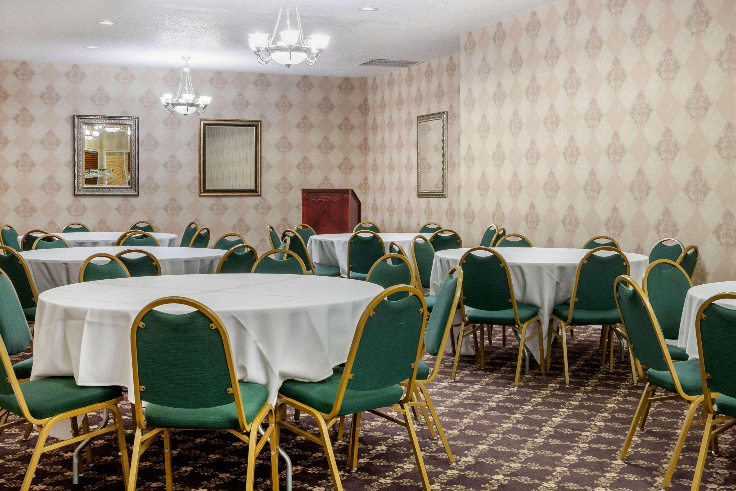 The Wisconsin Hotel & Conference Center Lake Delton Extérieur photo